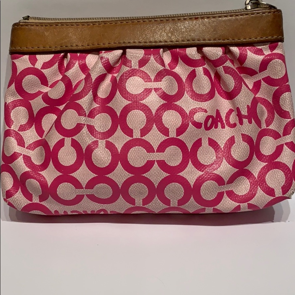 COACH pink wallet/wristlet GUC 6”x5” no strap